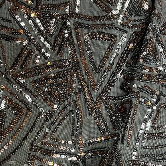 Black sequin adjustable strap top - Picture 6 of 6